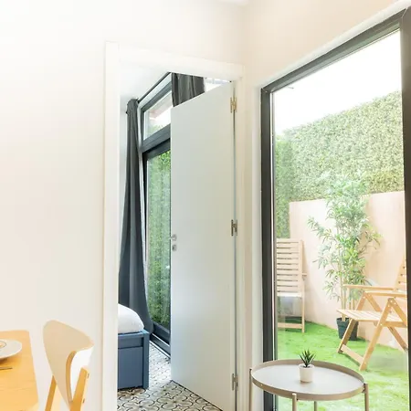 Lapa Charm With Patio Daire *