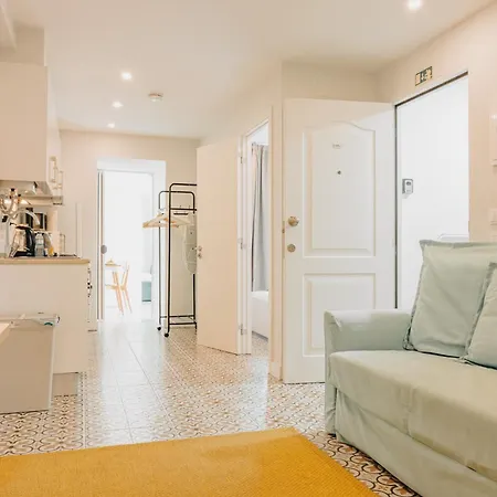 Lapa Charm With Patio Lissabon